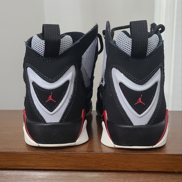 Jordan Flight - Picture 3 of 4